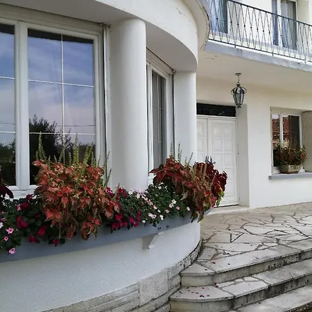 De L'aqueduc Bed & Breakfast Le Douhet
